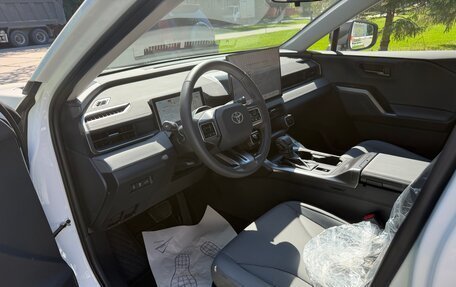 Toyota RAV4, 2026 год, 3 850 000 рублей, 15 фотография