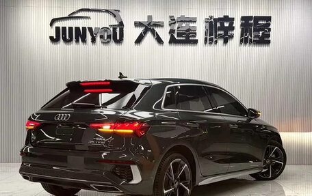 Audi A4, 2023 год, 2 200 000 рублей, 6 фотография