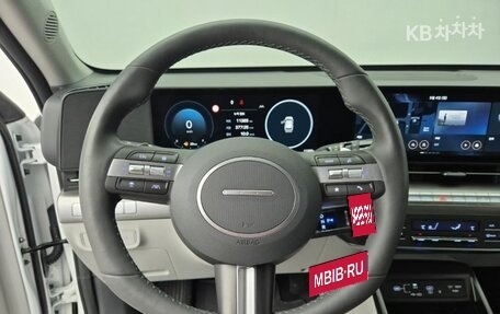 Hyundai Kona, 2024 год, 2 200 000 рублей, 10 фотография