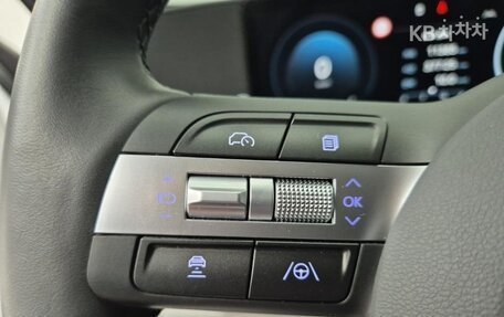 Hyundai Kona, 2024 год, 2 200 000 рублей, 16 фотография