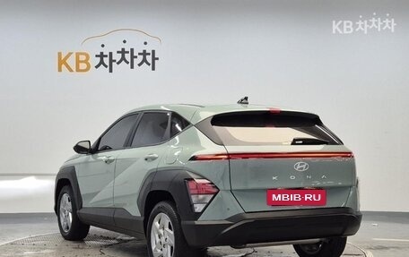 Hyundai Kona I, 2022 год, 1 770 000 рублей, 2 фотография