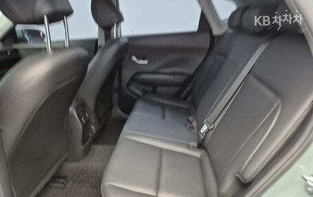Hyundai Kona I, 2022 год, 1 770 000 рублей, 12 фотография