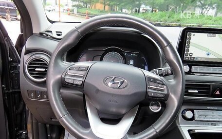 Hyundai Kona I, 2021 год, 1 850 000 рублей, 8 фотография