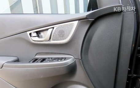 Hyundai Kona I, 2021 год, 1 850 000 рублей, 11 фотография