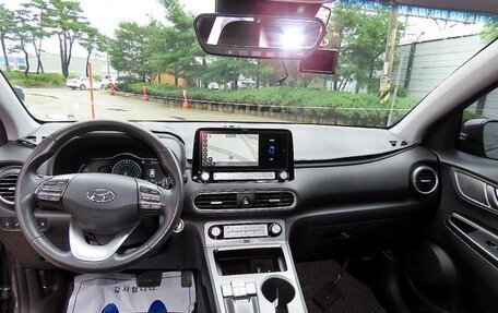 Hyundai Kona I, 2021 год, 1 850 000 рублей, 7 фотография