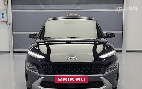 Hyundai Kona I, 2022 год, 1 750 000 рублей, 2 фотография