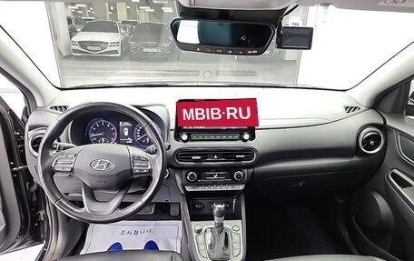 Hyundai Kona I, 2022 год, 1 750 000 рублей, 7 фотография
