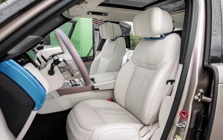 Land Rover Range Rover IV рестайлинг, 2026 год, 27 500 000 рублей, 13 фотография