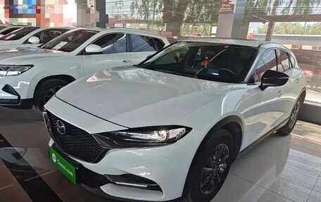 Mazda CX-4, 2023 год, 1 600 000 рублей, 4 фотография
