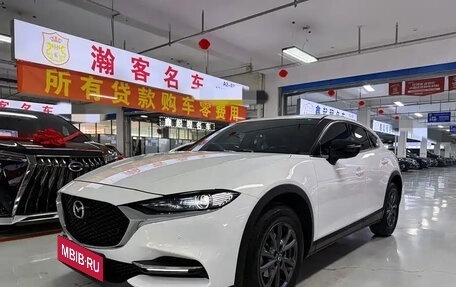 Mazda CX-4, 2023 год, 1 750 000 рублей, 3 фотография