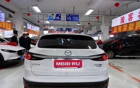 Mazda CX-4, 2023 год, 1 750 000 рублей, 6 фотография