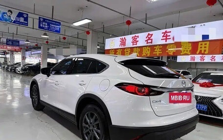 Mazda CX-4, 2023 год, 1 750 000 рублей, 4 фотография