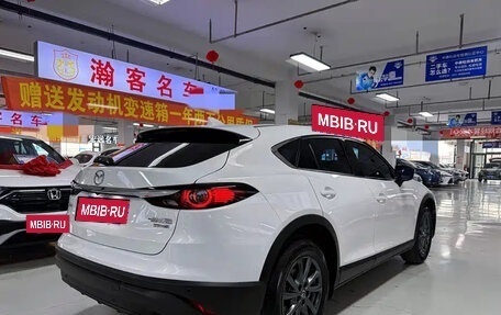 Mazda CX-4, 2023 год, 1 750 000 рублей, 5 фотография
