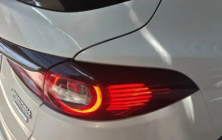 Mazda CX-4, 2023 год, 1 600 000 рублей, 8 фотография