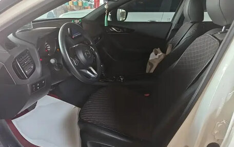 Mazda CX-4, 2023 год, 1 600 000 рублей, 11 фотография