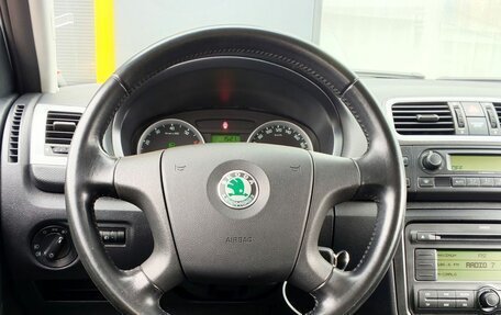 Skoda Fabia II, 2009 год, 630 000 рублей, 14 фотография