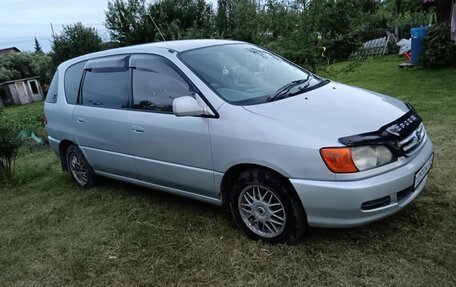 Toyota Ipsum II, 1999 год, 499 999 рублей, 2 фотография