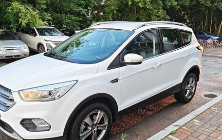 Ford Kuga III, 2017 год, 1 800 000 рублей, 3 фотография