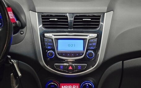 Hyundai Solaris II рестайлинг, 2011 год, 649 000 рублей, 13 фотография
