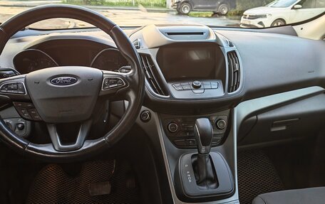 Ford Kuga III, 2017 год, 1 800 000 рублей, 10 фотография