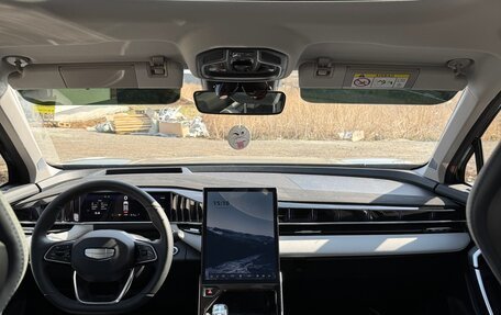 Geely Atlas, 2024 год, 2 750 000 рублей, 20 фотография