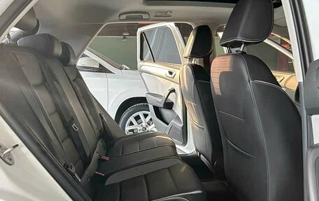 Volkswagen T-Roc I, 2024 год, 1 729 030 рублей, 13 фотография