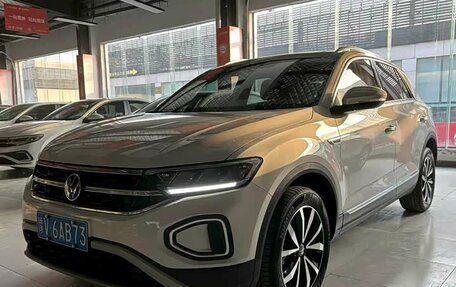Volkswagen T-Roc I, 2024 год, 1 729 030 рублей, 8 фотография