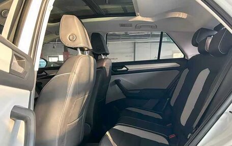 Volkswagen T-Roc I, 2024 год, 1 729 030 рублей, 14 фотография