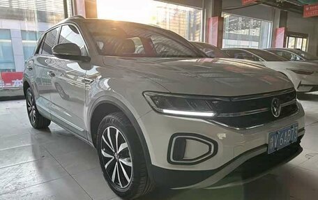 Volkswagen T-Roc I, 2024 год, 1 729 030 рублей, 10 фотография