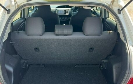 Toyota Vitz, 2016 год, 650 002 рублей, 10 фотография