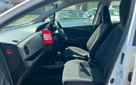 Toyota Vitz, 2016 год, 650 002 рублей, 8 фотография