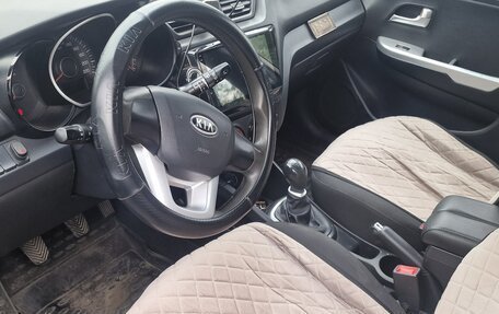 KIA Rio III рестайлинг, 2012 год, 800 000 рублей, 3 фотография