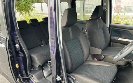 Toyota Roomy I, 2022 год, 1 010 300 рублей, 10 фотография