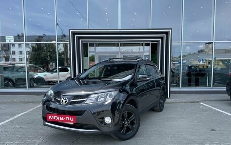 Toyota RAV4, 2012 год, 2 210 000 рублей, 2 фотография