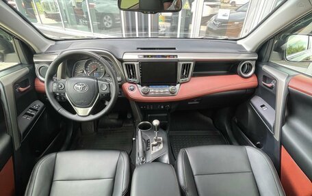 Toyota RAV4, 2012 год, 2 210 000 рублей, 7 фотография