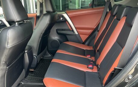 Toyota RAV4, 2012 год, 2 210 000 рублей, 14 фотография
