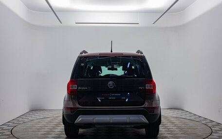 Skoda Yeti I рестайлинг, 2015 год, 1 470 000 рублей, 7 фотография