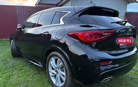 Infiniti Q30, 2017 год, 1 950 000 рублей, 7 фотография