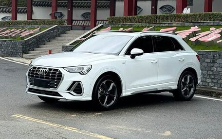 Audi Q3, 2022 год, 2 000 000 рублей, 3 фотография