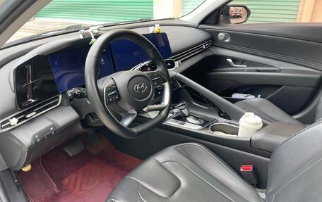 Hyundai Elantra, 2022 год, 1 320 000 рублей, 8 фотография