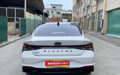 Hyundai Elantra, 2022 год, 1 320 000 рублей, 5 фотография
