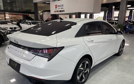 Hyundai Elantra, 2022 год, 1 380 000 рублей, 6 фотография