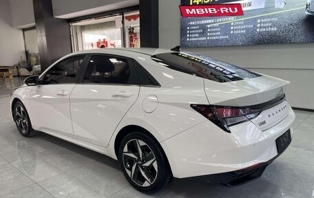 Hyundai Elantra, 2022 год, 1 380 000 рублей, 8 фотография