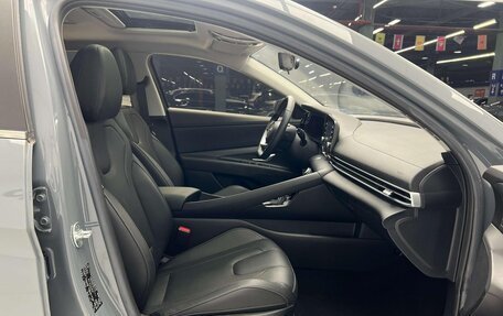 Hyundai Elantra, 2022 год, 1 350 000 рублей, 10 фотография