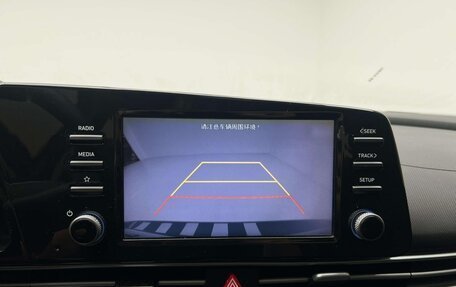 Hyundai Elantra, 2022 год, 1 350 000 рублей, 14 фотография