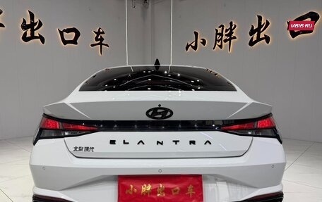 Hyundai Elantra, 2022 год, 1 340 000 рублей, 5 фотография