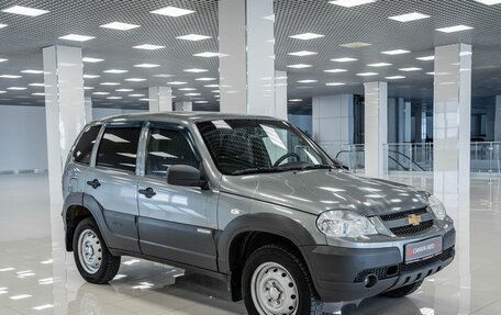 Chevrolet Niva I рестайлинг, 2016 год, 492 000 рублей, 3 фотография