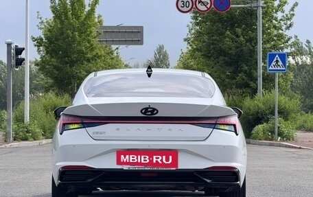 Hyundai Elantra, 2022 год, 1 290 000 рублей, 6 фотография