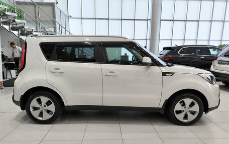 KIA Soul II рестайлинг, 2016 год, 1 350 000 рублей, 5 фотография