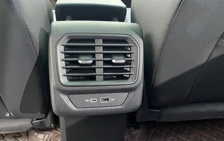 Volkswagen Lavida, 2022 год, 1 300 000 рублей, 14 фотография